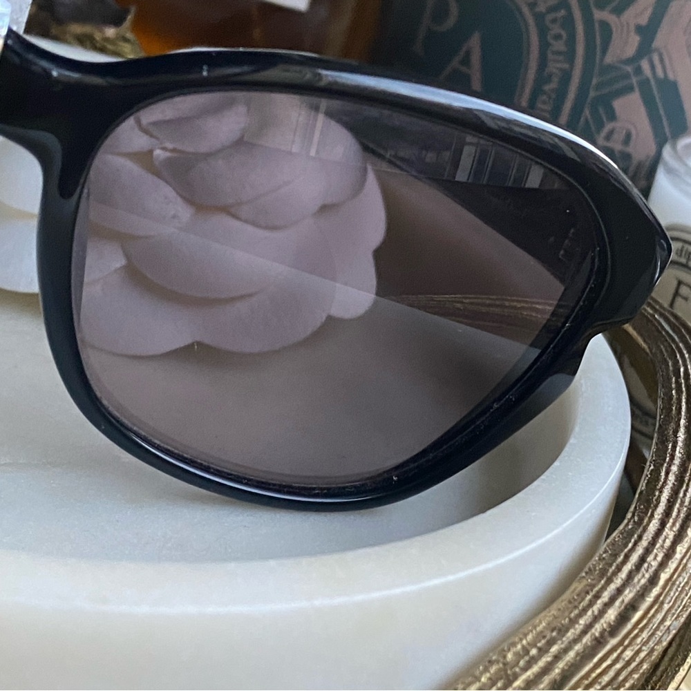 Christian Dior black sunglasses - Picture 12 of 16
